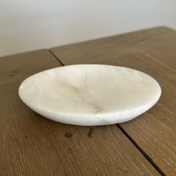 Genuine white alabaster marble stone soap or ring dish bathroom vanity - Picture 3 of 8